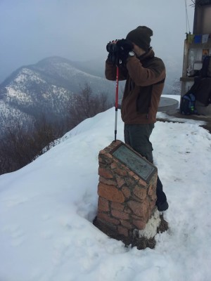 Il sottoscritto mentre osserva la foschia...magna con lo Swarovision 12x50