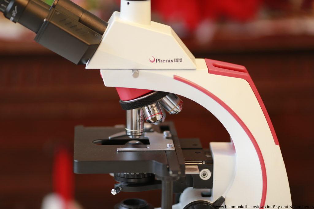  Il microscopio biologico Phenix Optics BMC533-ICCF è un ottimo strumento in proporzione al prezzo di acquisto